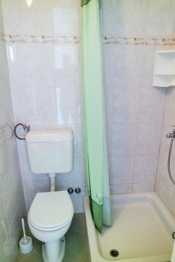 Apartament Novalja And Fun Pokój zdjęcie