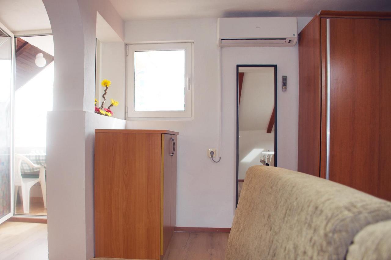 Apartament Novalja And Fun Zewnętrze zdjęcie